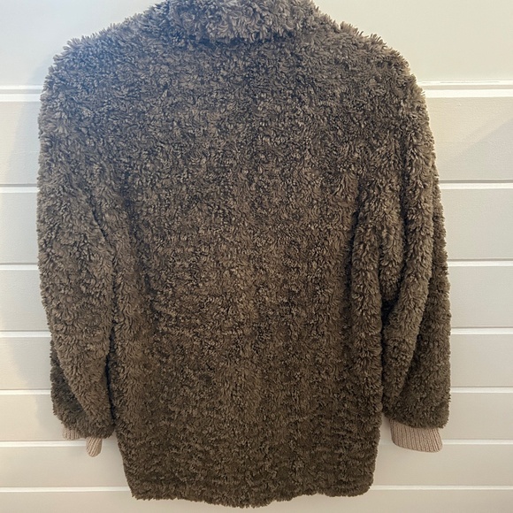 Wilfred Free Soft Sherpa Coat in Olive Green size XS - Picture 2 of 2